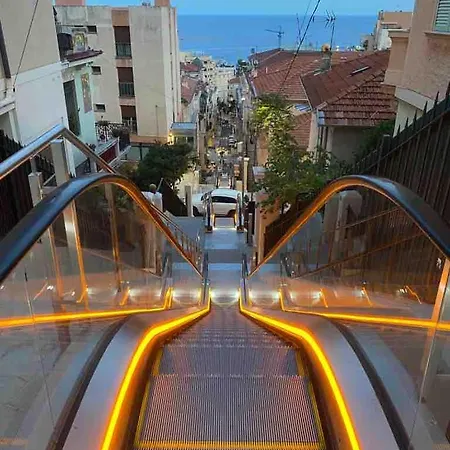 300m From Monaco Monte-carlo فيلة بوزولي